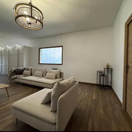 Maison Spacieuse Avec Cour Privée A 10 Min Villa